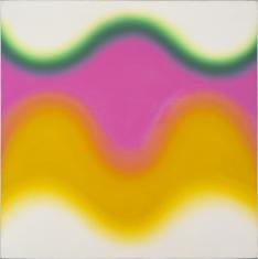 Układ w kwadracie. Na białym tle kompozycja abstrakcyjna z efektami optycznymi. Plamy barwne w kształcie podłużnej fali. Od dołu barwy żółte,pomarańczowe, różowe, fiolet, zielone).