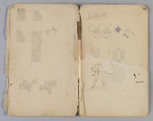 Karta szkicownika zawierająca drobne geometryczne liniowe rysunki wykonane ołówkiem,  obok nich rysunek przedniej części konia.
