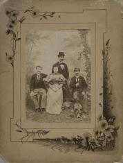 Portret zbiorowy rodziny Neumannów