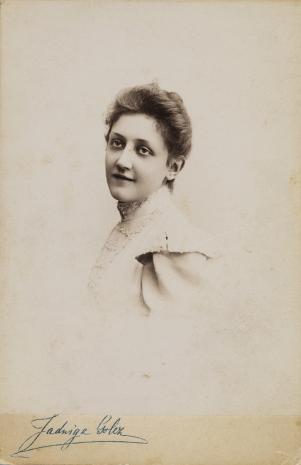  Jadwiga Golcz, Portret kobiety