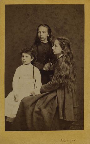  Ignacy (Izaak) Krieger, Portret grupowy trzech dziewcząt