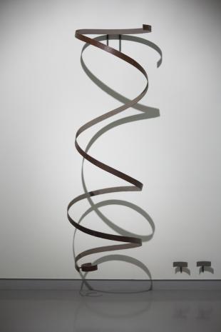  Mirosław Bałka, 190x60x70,7 x (12x9x9)
