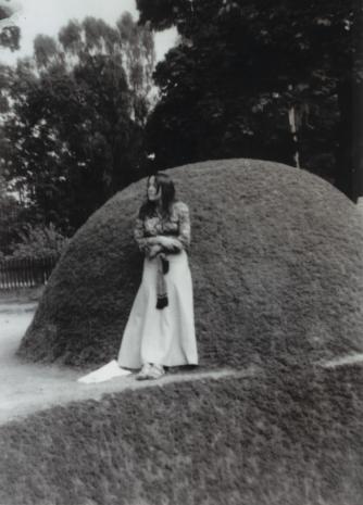  Teresa Murak, z cyklu: Rzeźba dla Ziemi (Równowaga balansu)