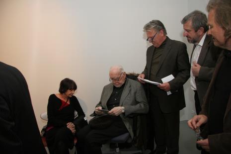 Od lewej Magdalena Shummer (artystka, żona Wojciecha Fangora), Wojciech Fangor, Dariusz Bieńkowski, Stefan Szydłowski, Janusz Bałdyga
