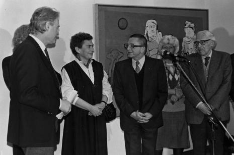 Od lewej dyr. Jürgen Harten (Städtischen Kunsthalle Düsseldorf), Nina Adler, dyr. Ryszard Stanisławski (ms), x, prof. Bogdan Suchodolski