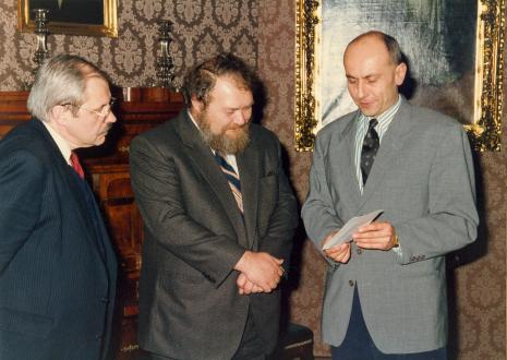 Od lewej, Waldemar Bohdanowicz (Wojewoda Łódzki), Miron Gordon (ambasador Izraela w Polsce), dyr. Jaromir Jedliński (ms)