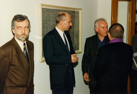 Od lewej Lech Leszczyński (kierownik Wydziału Infrastruktury Urzędu Wojewódzkiego), dyr. Jaromir Jedliński (ms), Moshe Kupferman, (tyłem) Ryszard Stanisławski (b. dyrektor ms)