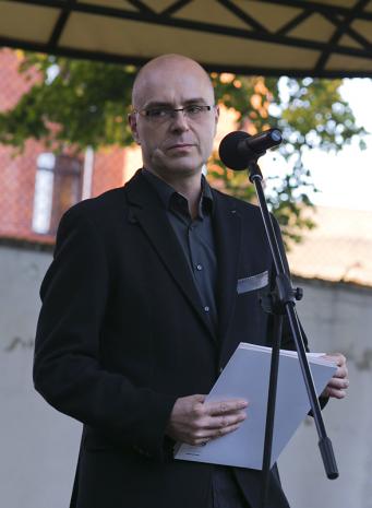 Kurator wystawy Jarosław Lubiak (kier. Działu sztuki Nowoczesnej)
