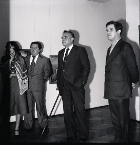 Od lewej x, x, Wasilij Fedorowicz Kucharski (wiceminister kultury ZSRR) i Jacek Ojrzyński (Dział Dokumentacji Naukowej)