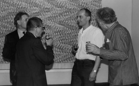 Od lewej Jeremy Barnett (The British Council), dyr. Ryszard Stanisławski (ms), kurator wystawy Jaromir Jedliński(Dział Grafiki i Rysunku  Nowoczesnego), Michael Kidner