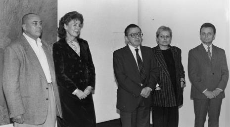 Od lewej Günther Uecker, przedstawicielka ambasady RFN, dyr. Ryszard Stanisławski (ms), Grażyna Wasilewska (kierownik Wydziału Kultury i Sztuki RN M. Łodzi), Janusz Urbaniak (Prezydent M. Łodzi)