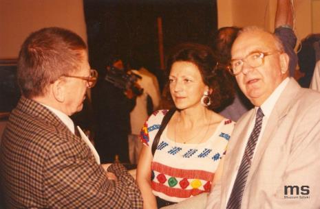 Dyr. Ryszard Stanisławski (ms) i dr Jadwiga Mackiewiczowa (przewodnicząca Towarzystwa Przyjaźni Polsko-Francuskiej) z mężem