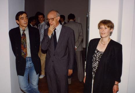 Od lewej Thiery Pratt (wicedyrektor Musée d’Art Contemporain, Lyon), Alain Bry (ambasador Francji), Katarzyna Jasińska (Dział Promocji), w głębi w koszuli w paski Krzysztof Jurecki (Dział Fotografii i Technik Wizualnych)