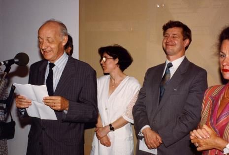 Od lewej ambasador Francji Alain Bry, tłumaczka, Grzegorz Palka (prezydent Łodzi), żona ambasadora Bry