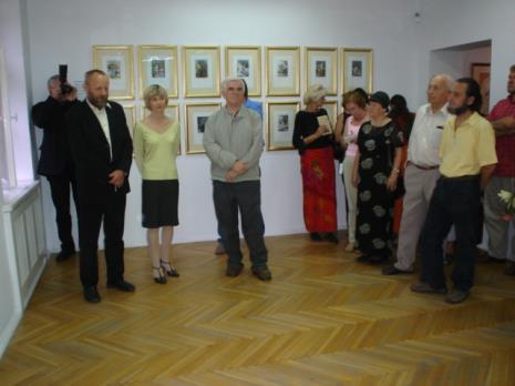 Od lewej dyr. Mirosław Borusiewicz (ms), Marta Wlazeł (kuratorka wystawy, Dział Edukacji), Jacek Ojrzyński (wicedyrektor ms)