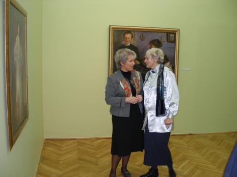 Małgorzata Kobus (Główna Księgowa), Mirosława Motucka (kier. Działu Dokumentacji Naukowej)