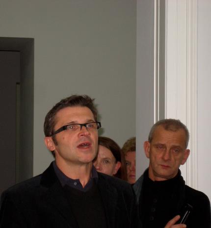 Od lewej dyr. Jarosław Suchan (ms), Zenobia Karnicka (Dział Sztuki Nowoczesnej), Janusz Głowacki (Galeria 86 w Łodzi)